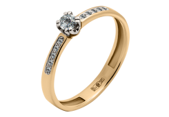 Золотое кольцо с бриллиантом