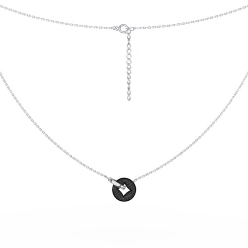 Серебряное колье с фианитом