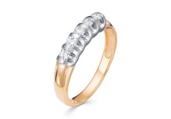 Золотое кольцо с бриллиантом