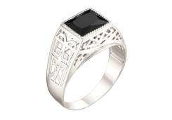Печатка из серебра со шпинелью
