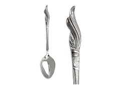 Столовые приборы из серебра 