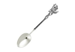 Столовые приборы из серебра 