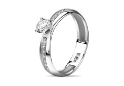 Кольцо из белого золота с бриллиантом