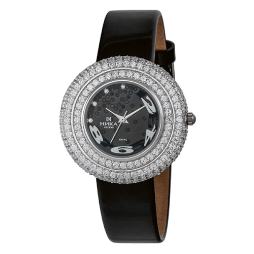 Часы из серебра с фианитом