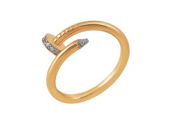 Золотое кольцо с фианитом