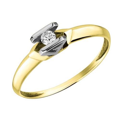 Кольцо из желтого золота с бриллиантом