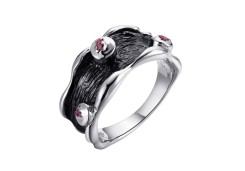 Серебряное кольцо с корундом