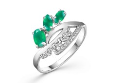 Серебряное кольцо с агатом зеленым