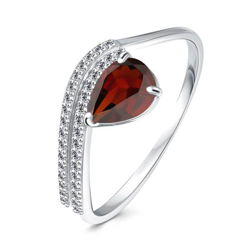 Серебряное кольцо с гранатом