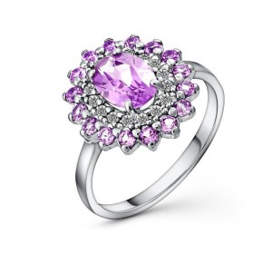 Серебряное кольцо с аметистом