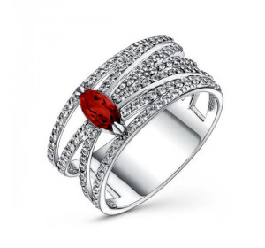 Серебряное кольцо с гранатом