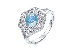 Серебряное кольцо с топазом