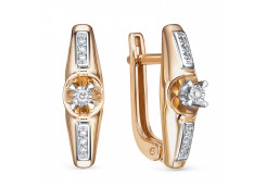 Золотые cерьги с бриллиантом