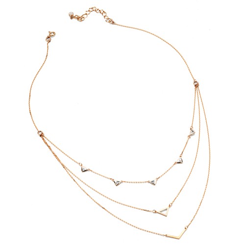 Золотое колье с бриллиантом