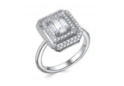 Серебряное кольцо с фианитом