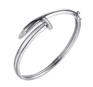 Серебряный браслет с фианитом