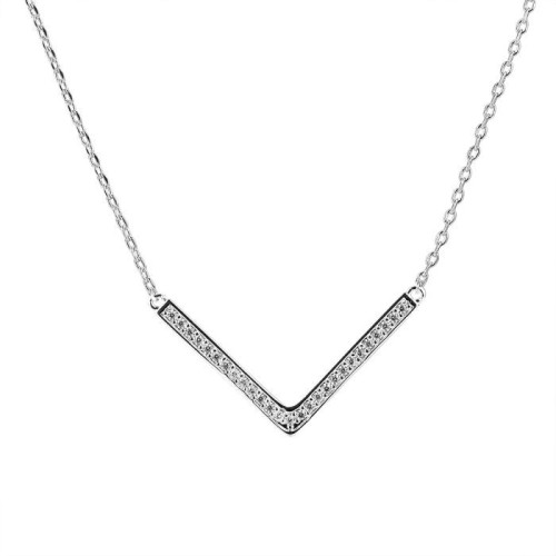 Серебряное колье с фианитом