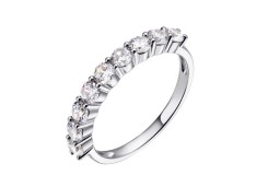 Серебряное кольцо с фианитом