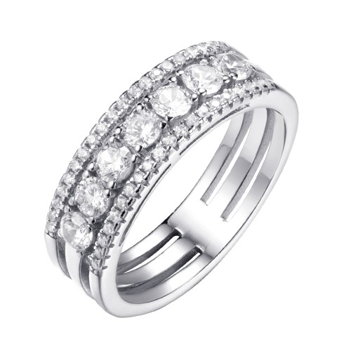 Серебряное кольцо с фианитом