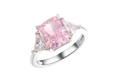 Серебряное кольцо с фианитом
