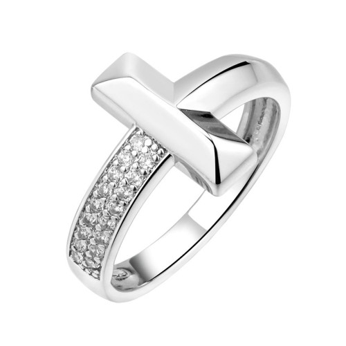 Серебряное кольцо с фианитом