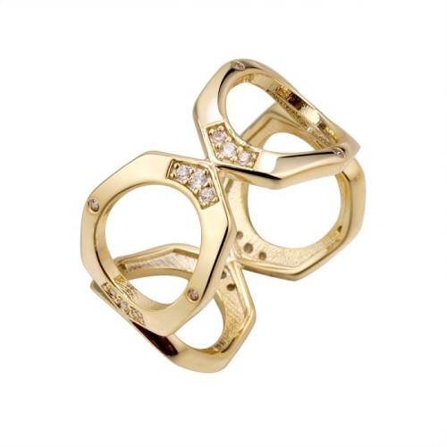 Серебряное кольцо с фианитом