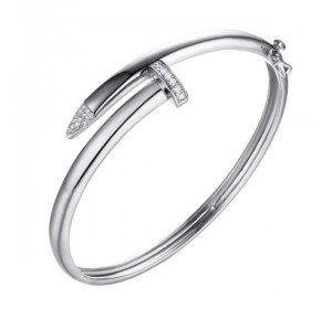 Серебряный браслет с фианитом