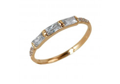 Золотое кольцо с фианитом