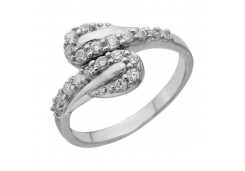 Серебряное кольцо с фианитом