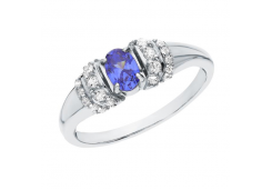Серебряное кольцо с фианитом