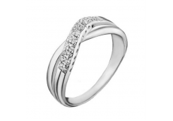 Серебряное кольцо с фианитом