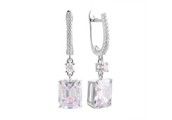 Серебряные cерьги висячие с фианитом