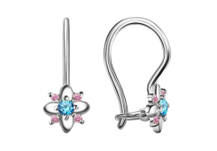 Серебряные cерьги классические с корундом