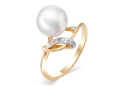 Золотое кольцо с жемчугом