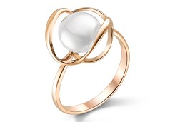 Золотое кольцо с жемчугом