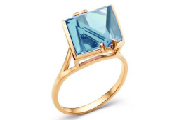 Золотое кольцо с топазом