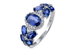Кольцо из белого золота с сапфиром