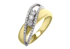 Кольцо из желтого золота с фианитом