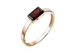 Золотое кольцо с гранатом