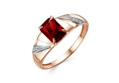 Золотое кольцо с гранатом