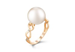 Золотое кольцо с жемчугом