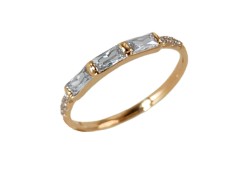 Золотое кольцо с фианитом