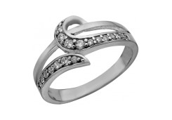 Серебряное кольцо с фианитом