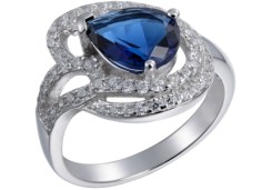 Серебряное кольцо с фианитом
