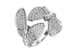 Серебряное кольцо с фианитом