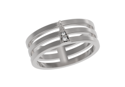 Серебряное кольцо с фианитом