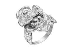 Серебряное кольцо с фианитом