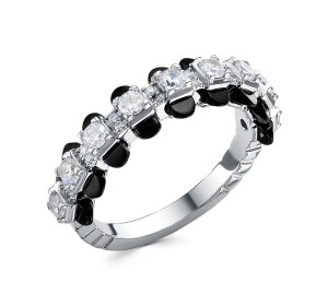 Серебряное кольцо с ониксом