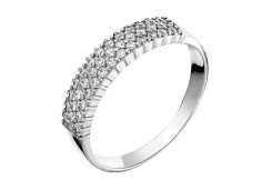 Серебряное кольцо с фианитом