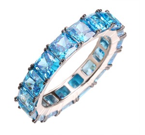 Серебряное кольцо с фианитом